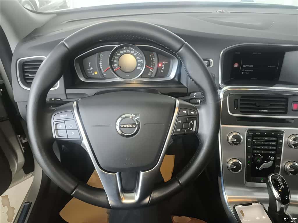 Volvo S60, 2019 6