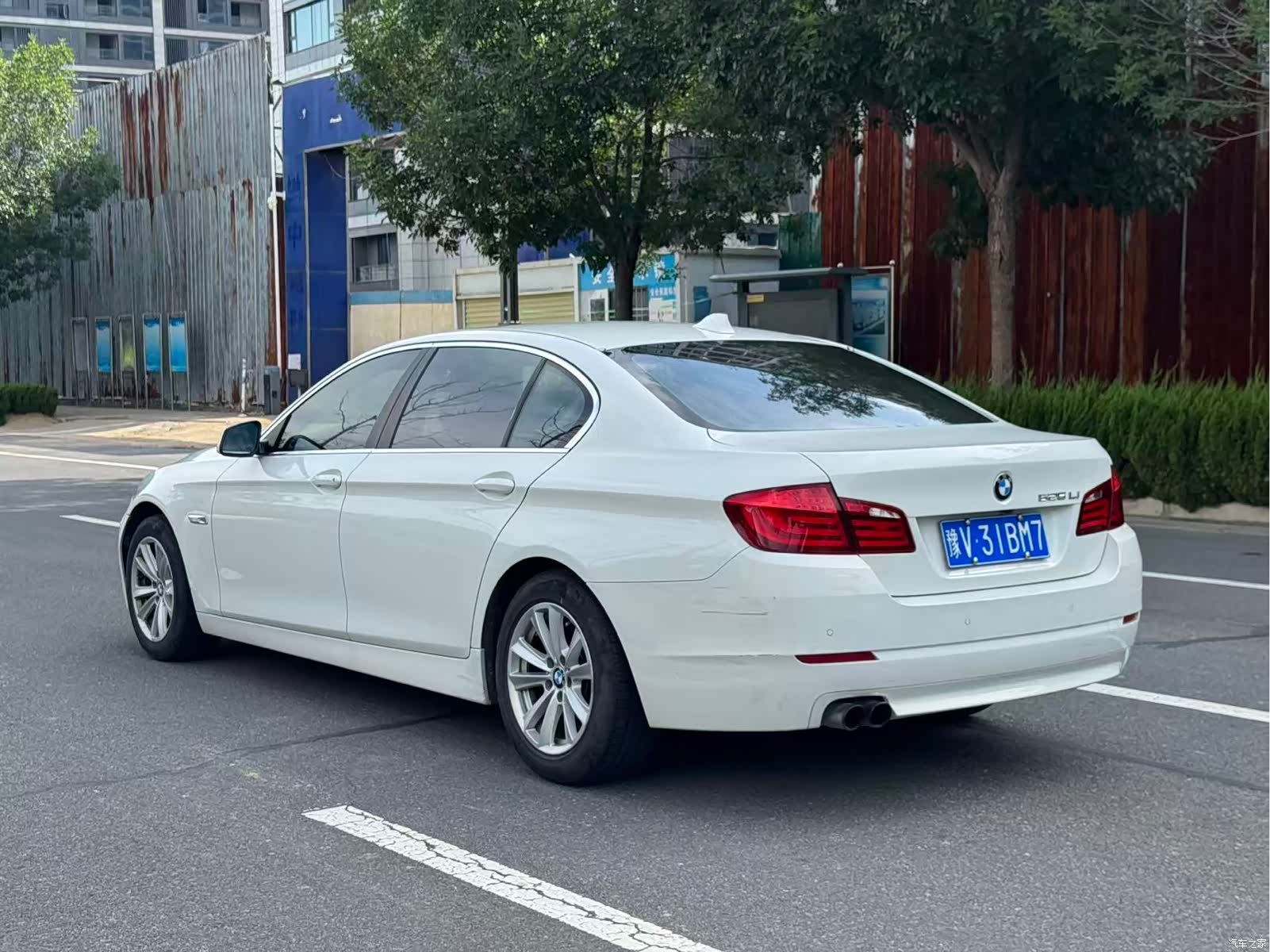 BMW 5 Series, 2013 9