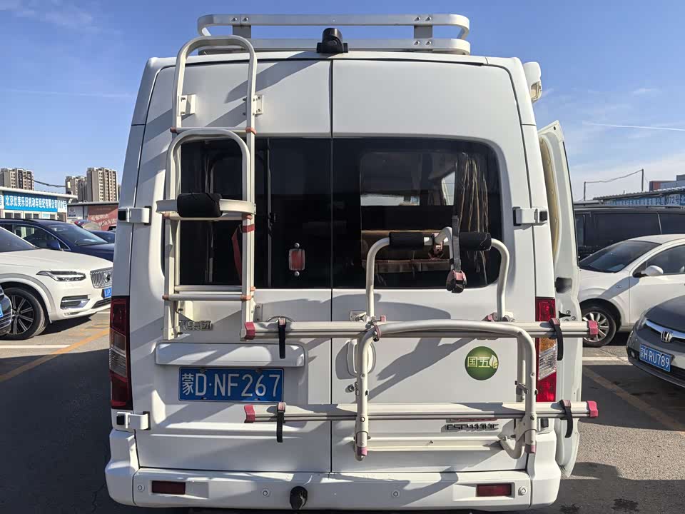 MAXUS SAIC MAXUS V80 RV