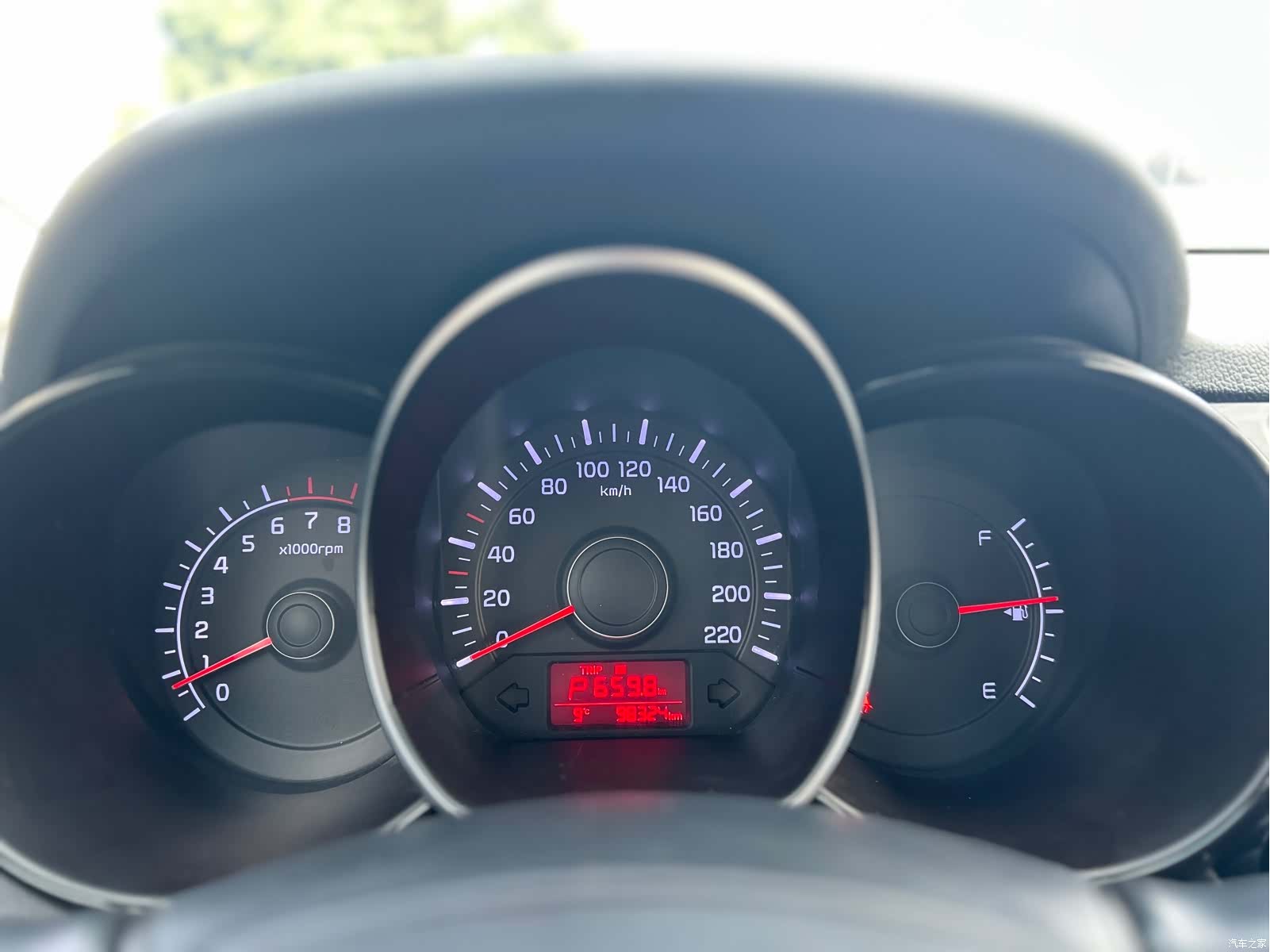 Kia K2, 2016 11