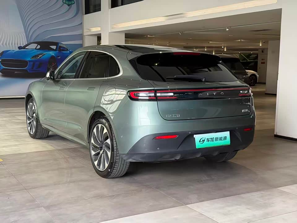 AITO Ask the world M5