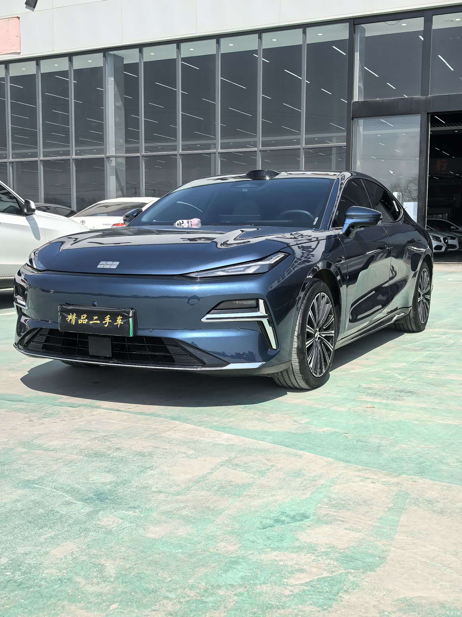 Geely 8, 2025 2