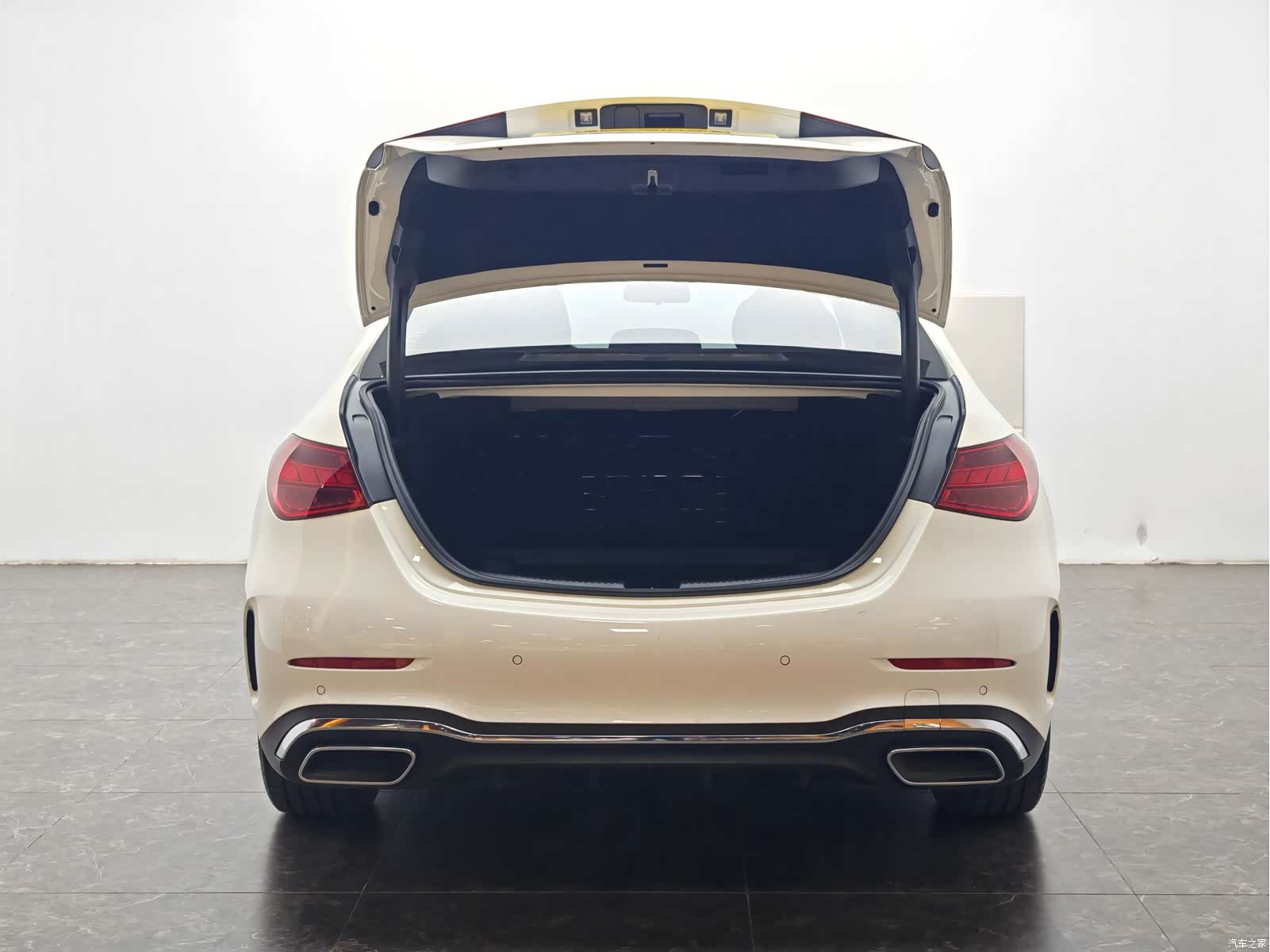 Mercedes-Benz C-Class, 2022 12
