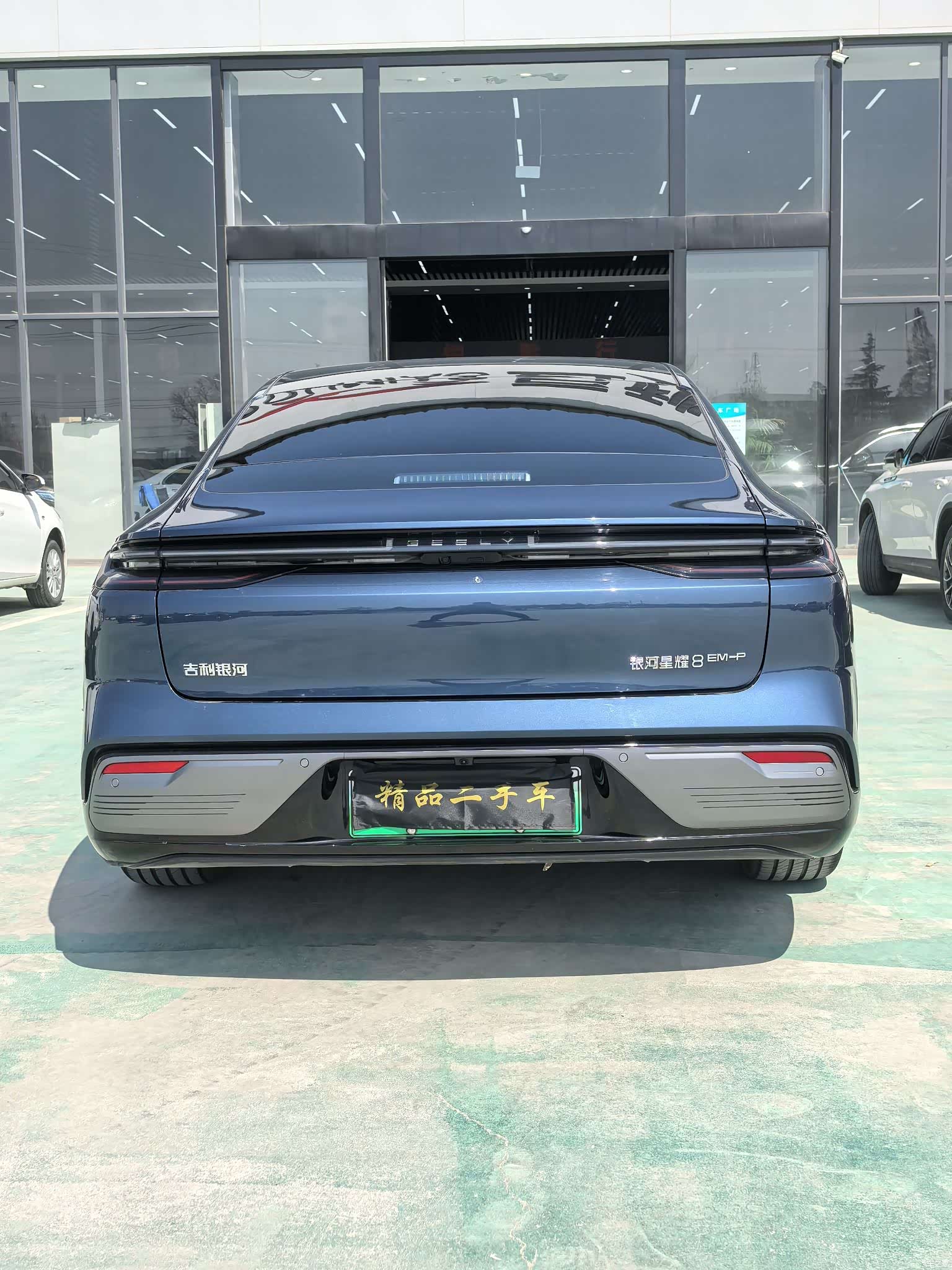 Geely 8, 2025 4