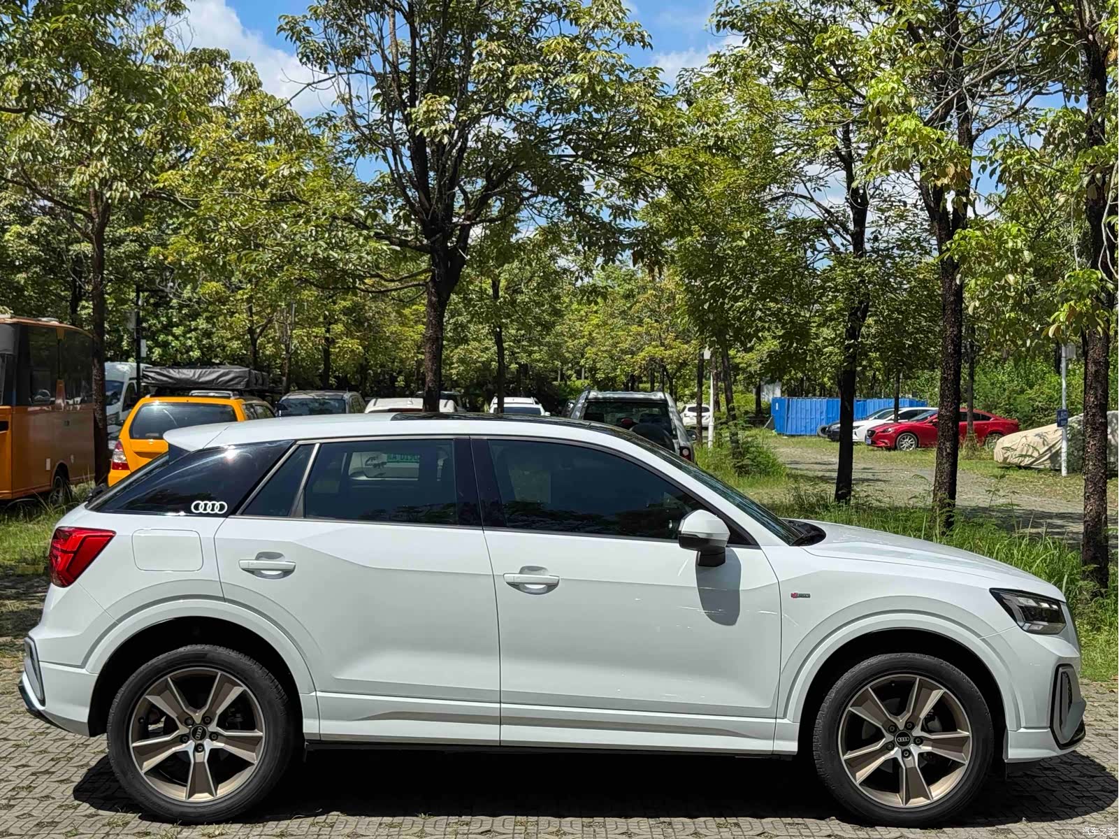 Audi Q2L, 2022 7