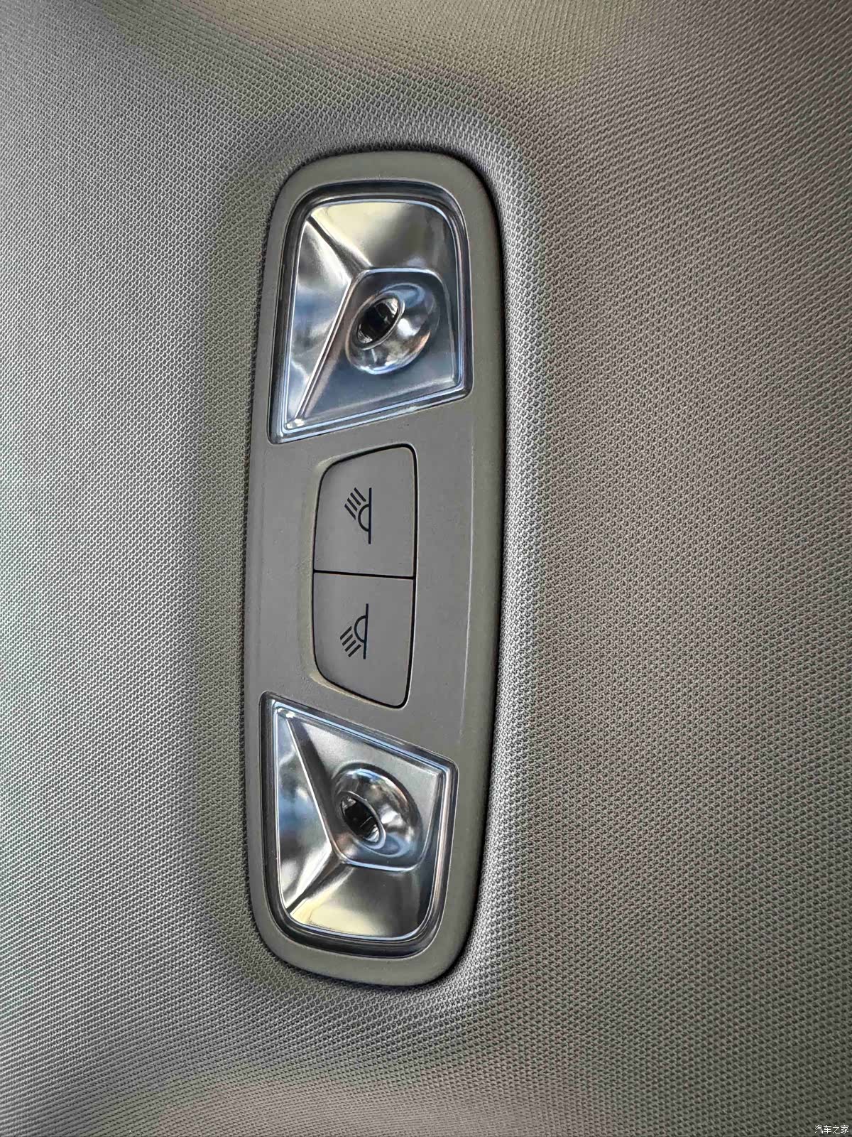Audi Q2L, 2022 21