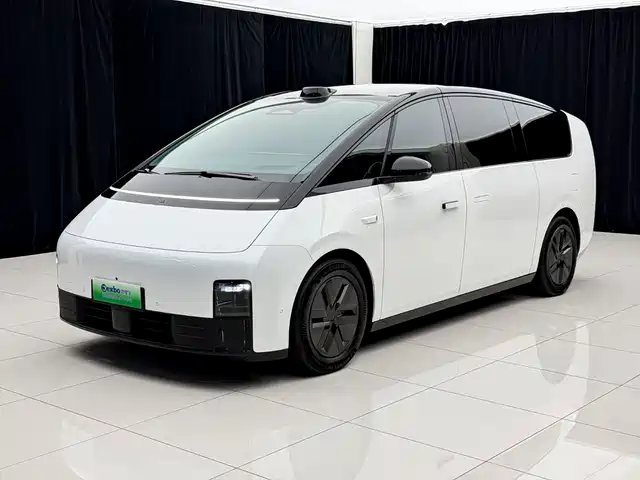 Li Auto MEGA 2025 — купить из Китая под заказ