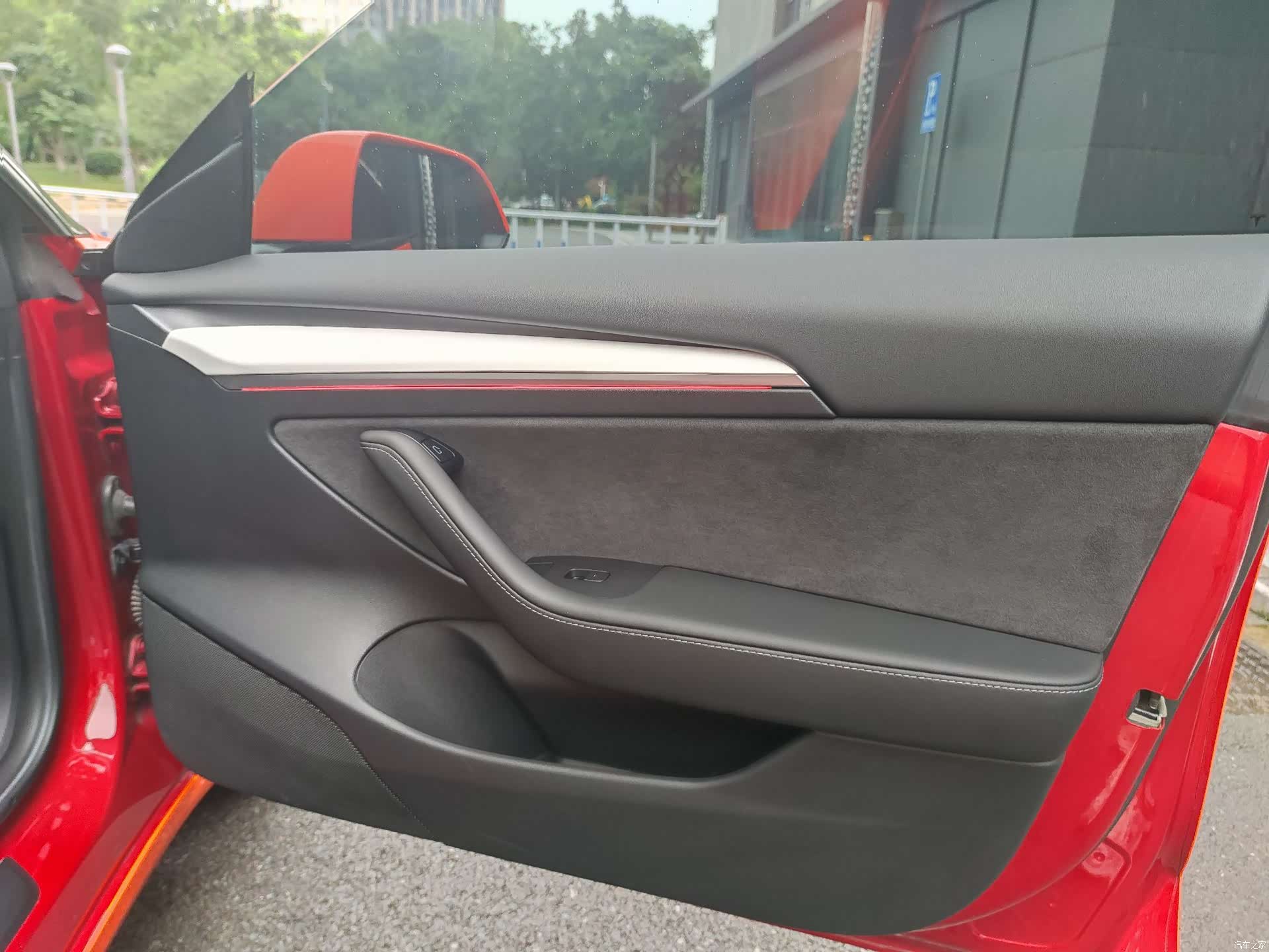 Tesla Model 3, 2021 12