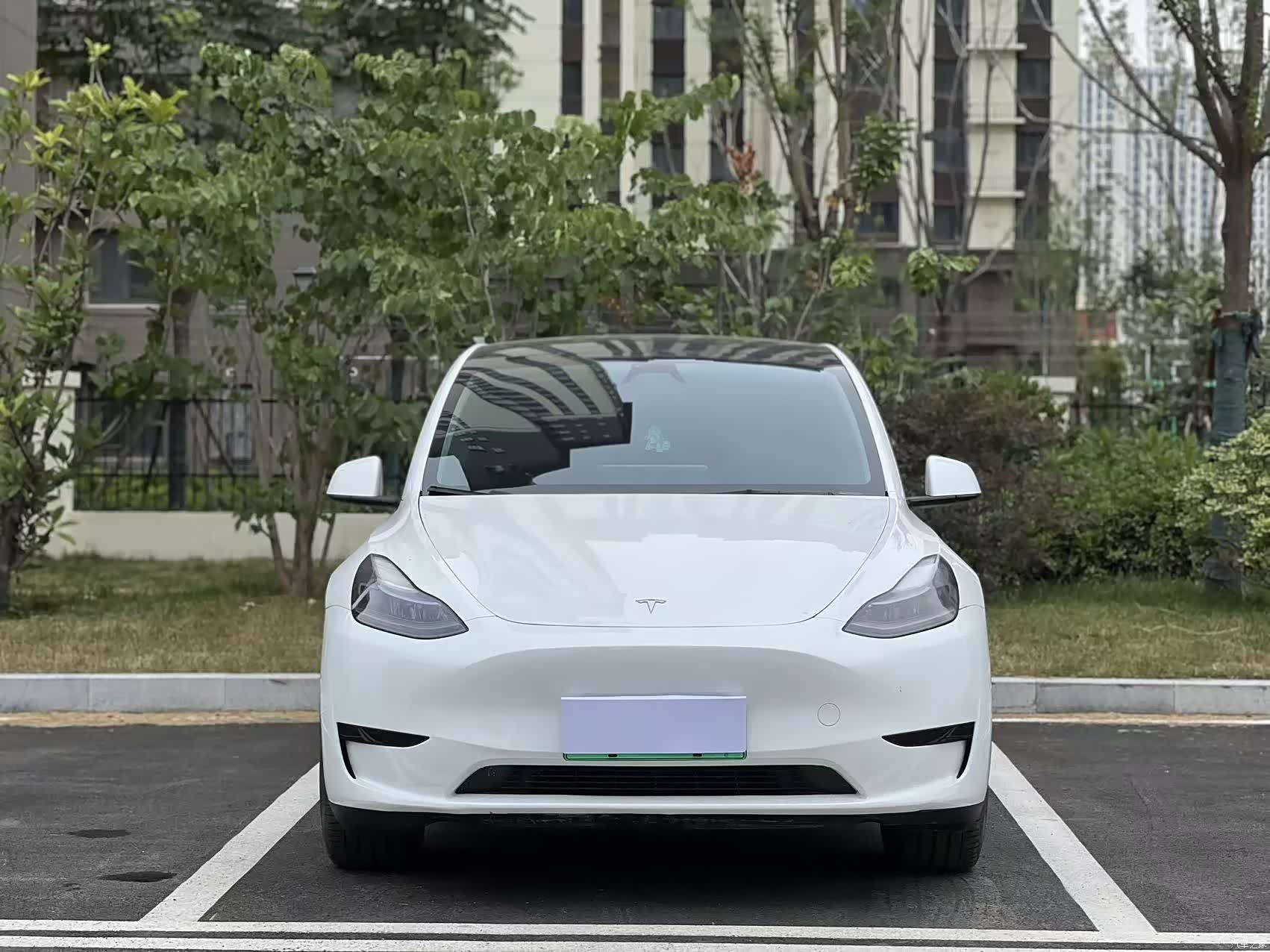 Tesla Model Y, 2024 2