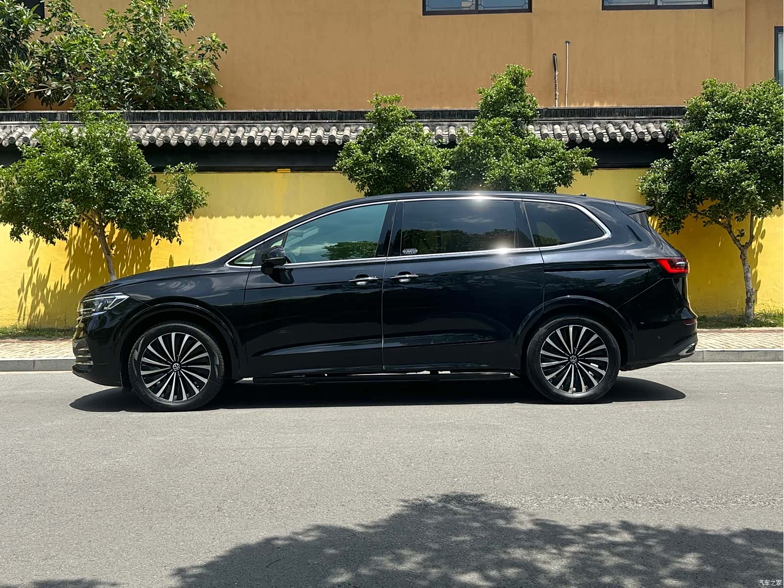 Volkswagen Viloran, 2023 6