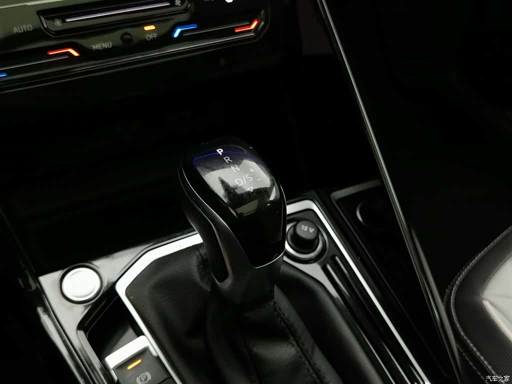 Volkswagen Tayron, 2023 13