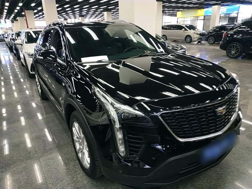 Cadillac XT4