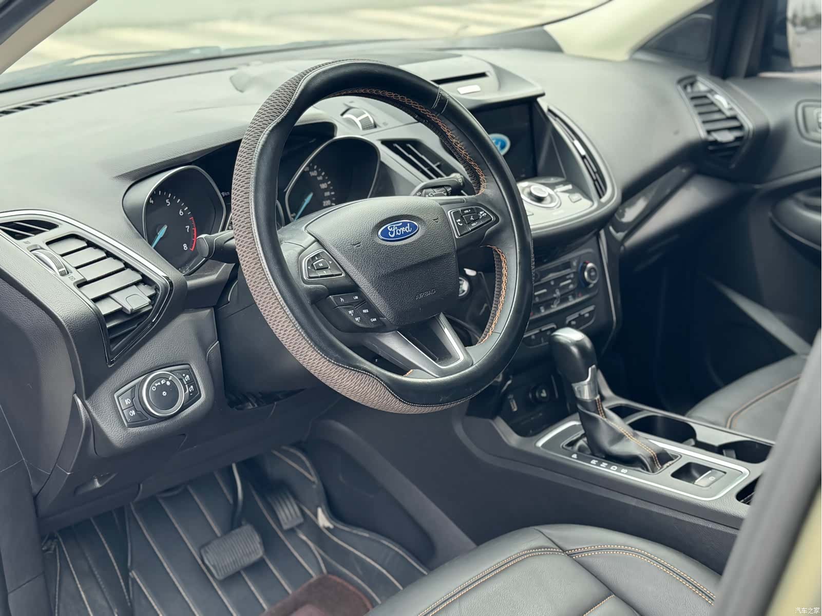 Ford Kuga, 2018 9