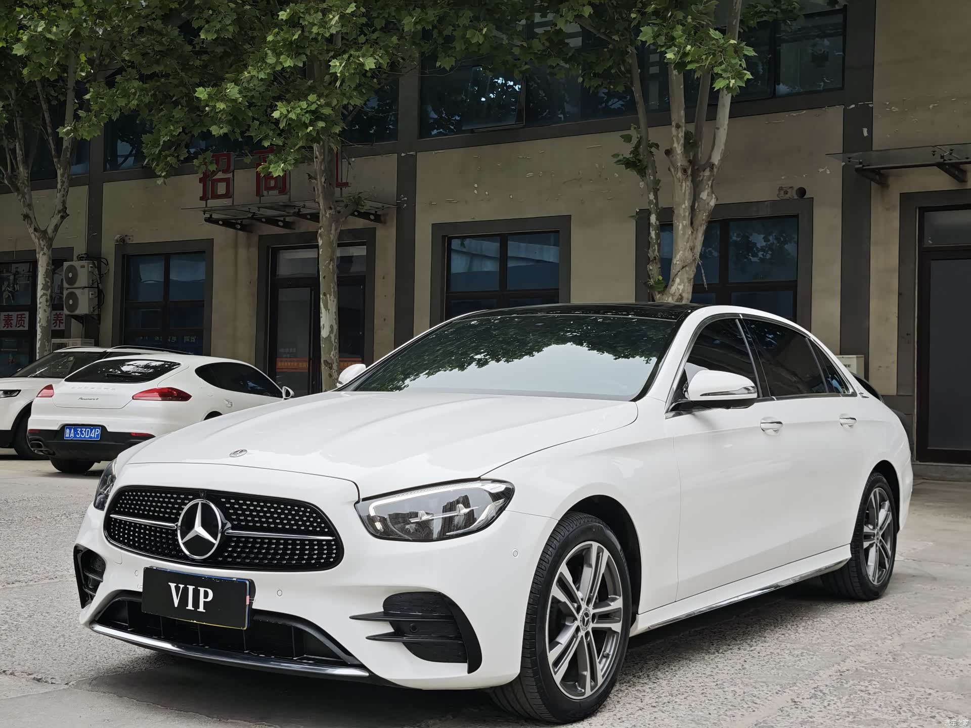 Mercedes-Benz E-Class, 2023 1