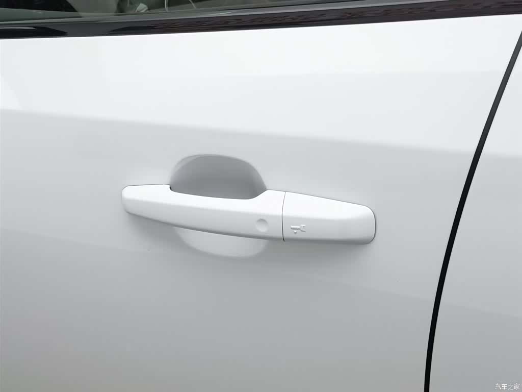 Land Rover E-PACE, 2024 18
