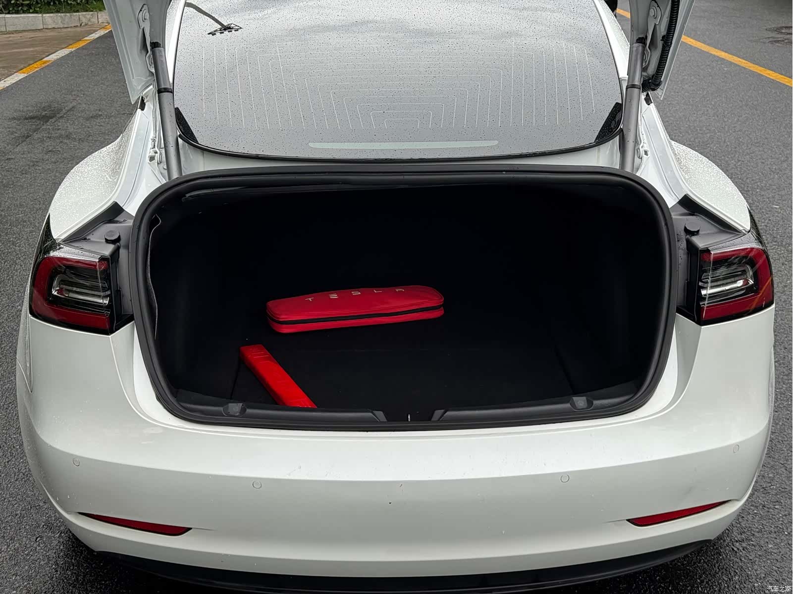 Tesla Model 3, 2019 18