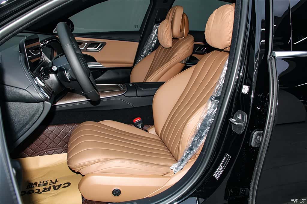 Mercedes-Benz E-Class, 2025 17