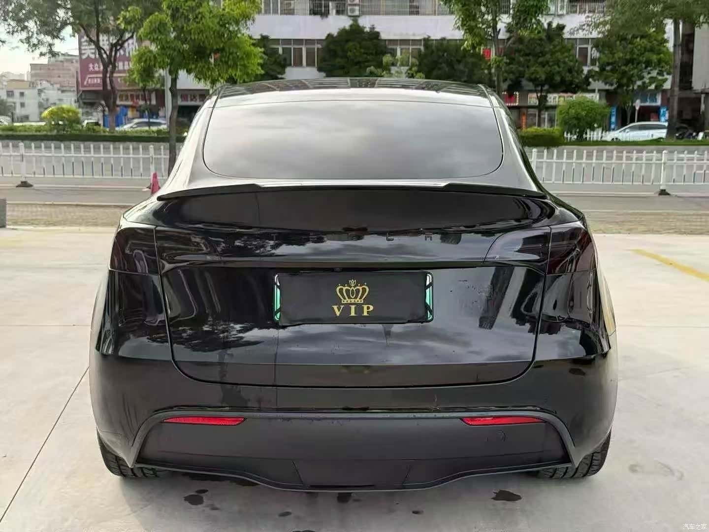 Tesla Model Y, 2022 все фото