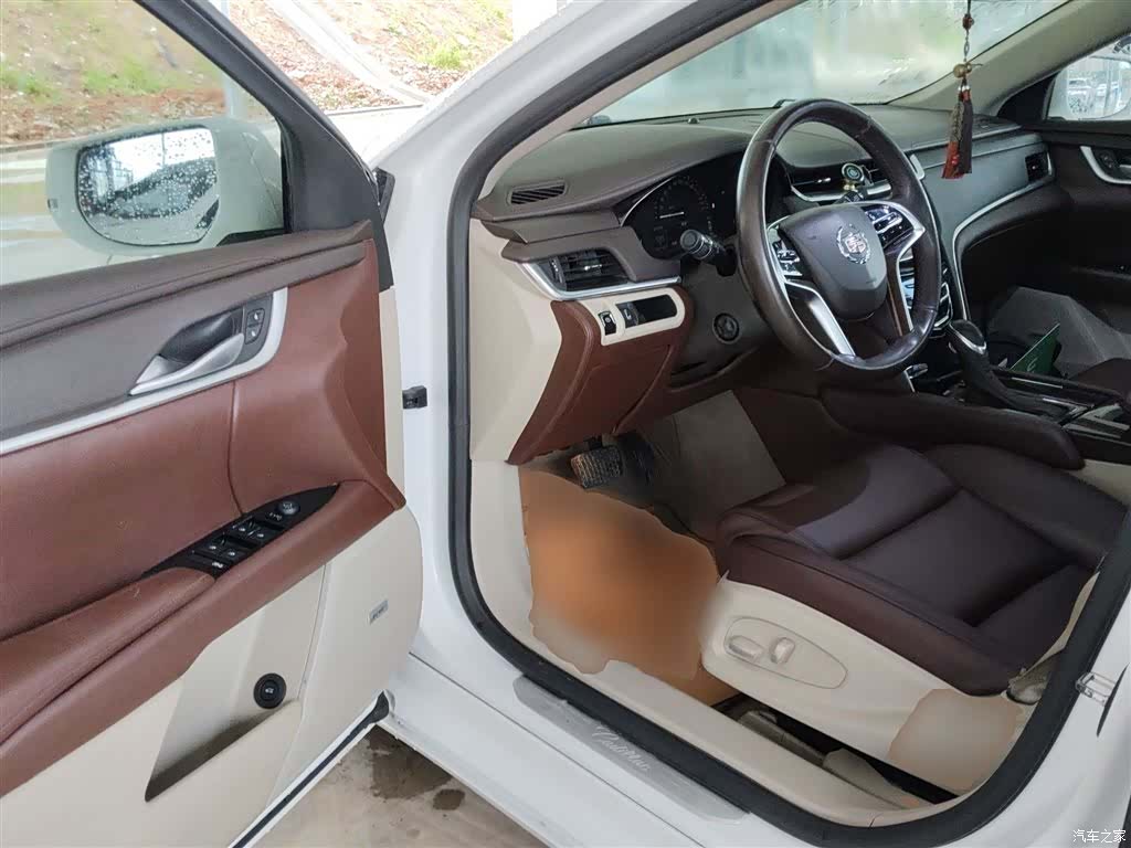 Cadillac XTS, 2015 16