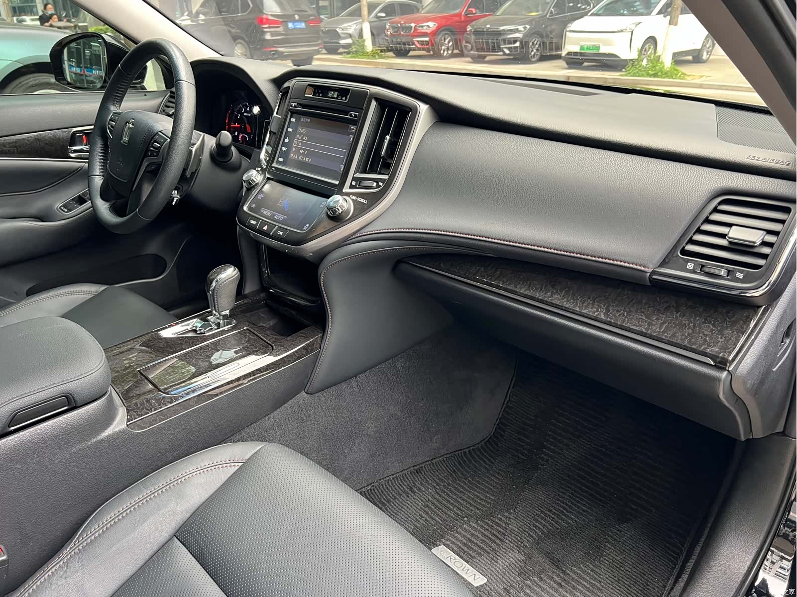 Toyota Crown, 2018 25