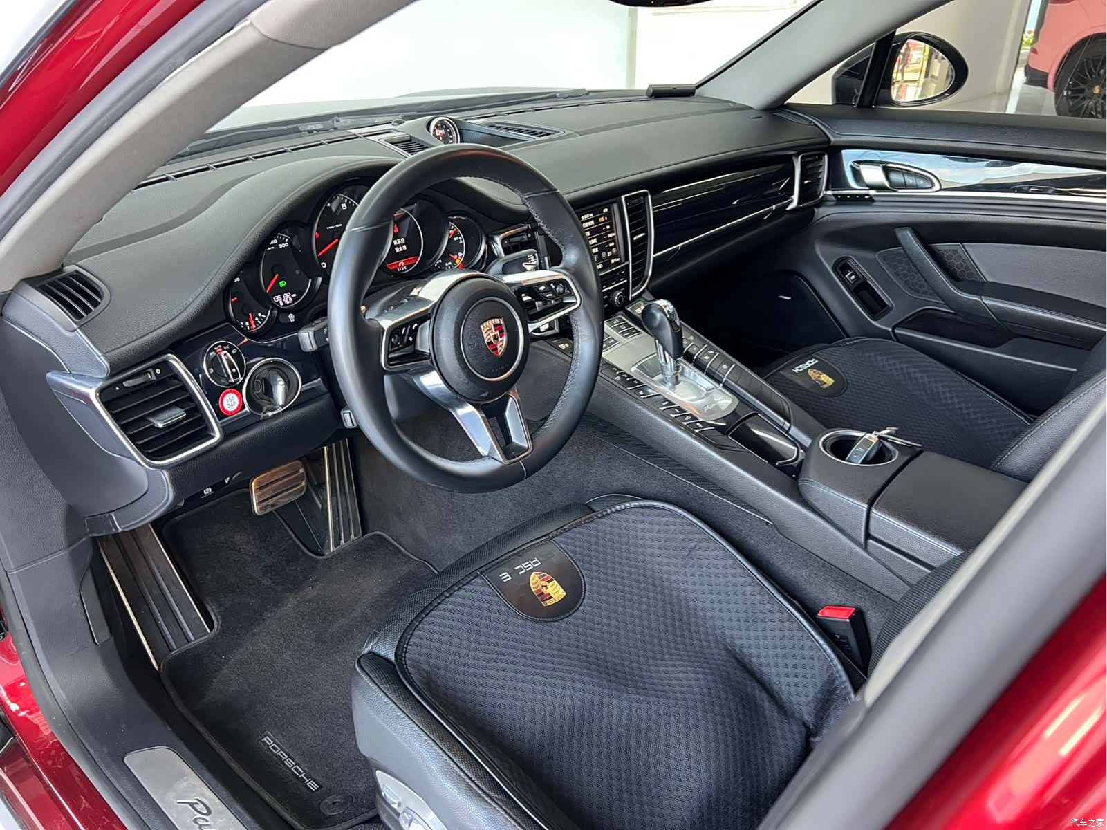 Porsche Panamera, 2014 11