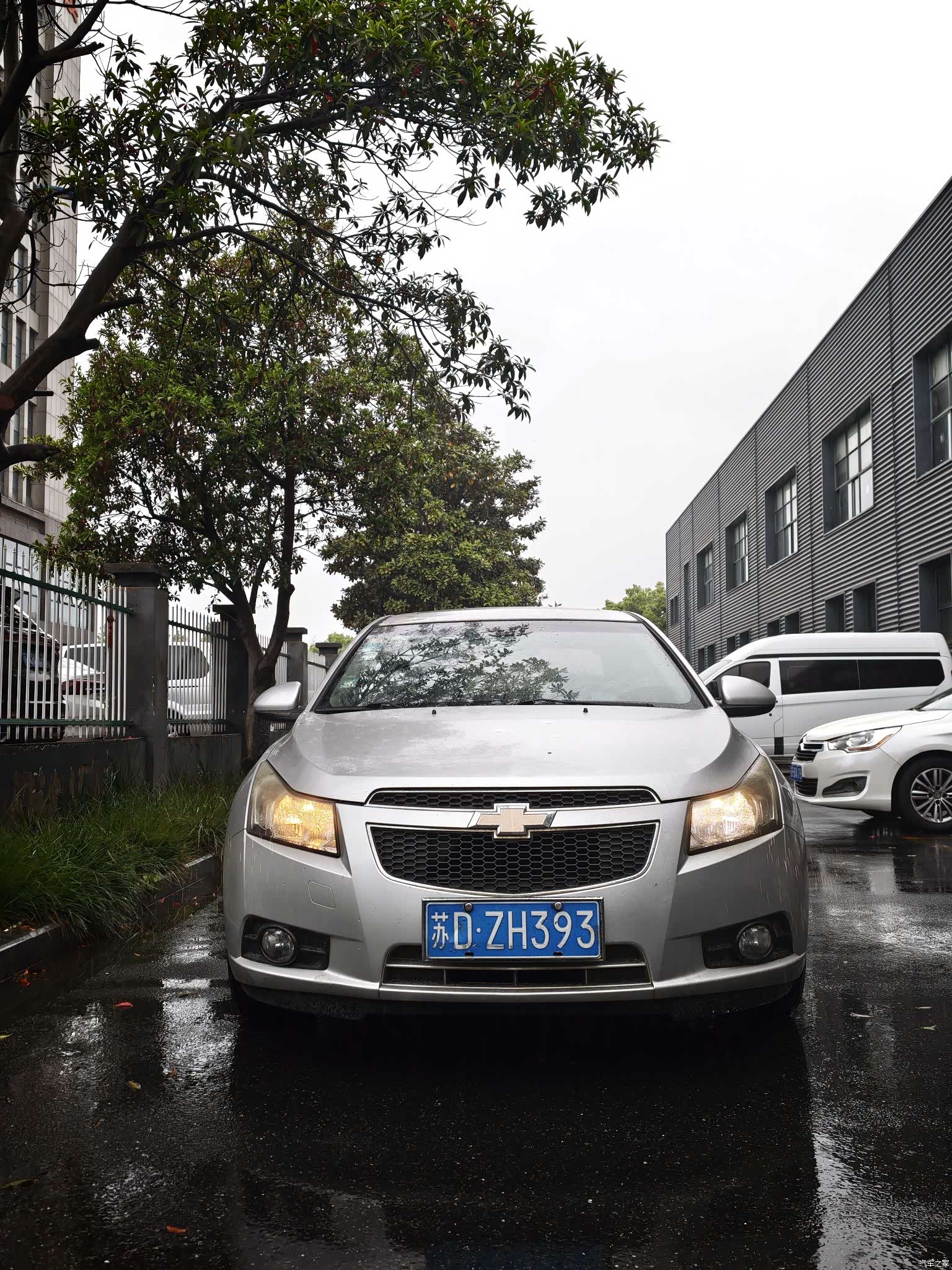 Chevrolet SE, 2012 2