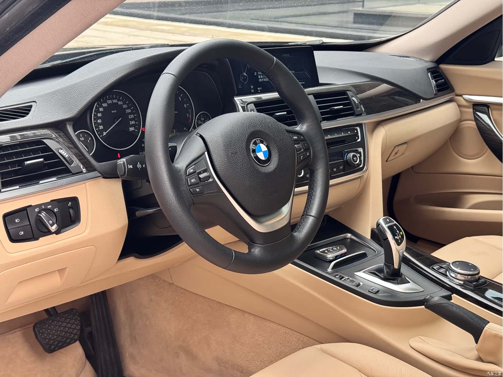 BMW 3 Series, 2016 16