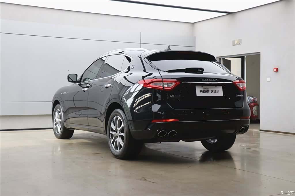 Maserati Levante, 2018 33