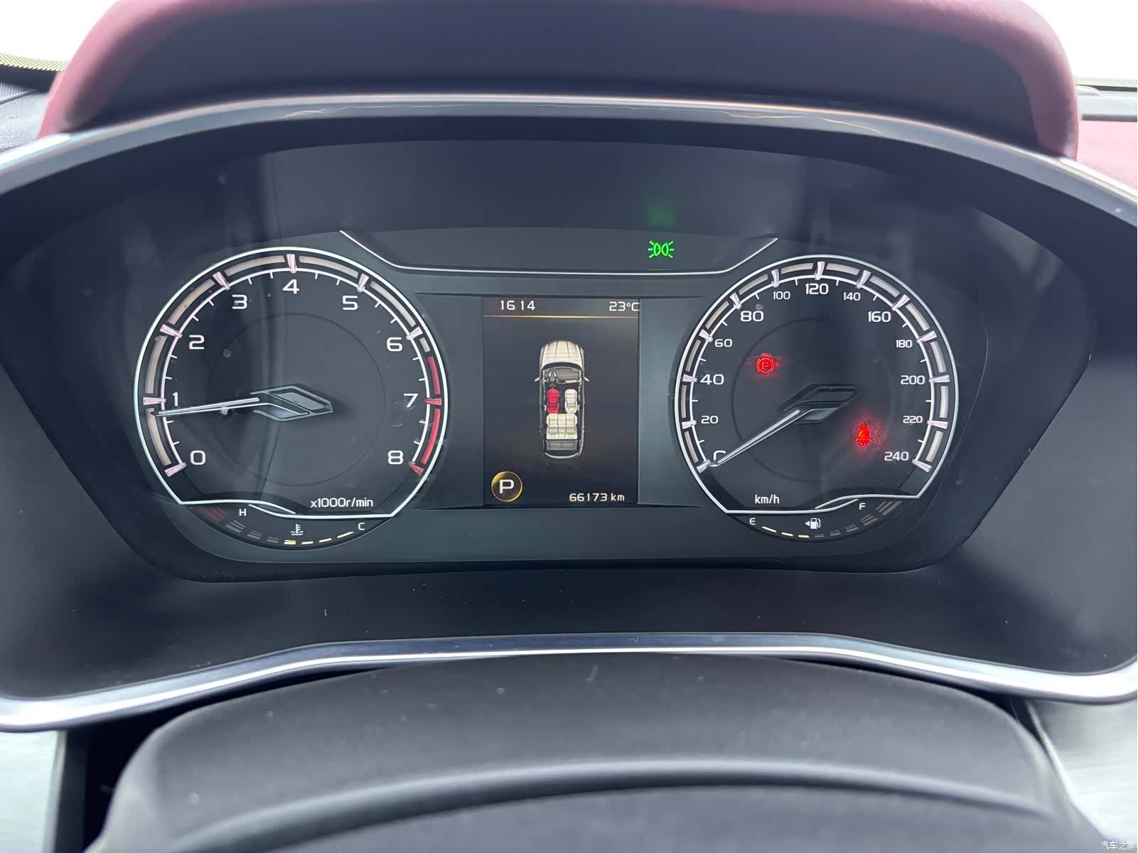 Geely Coolray, 2021 23