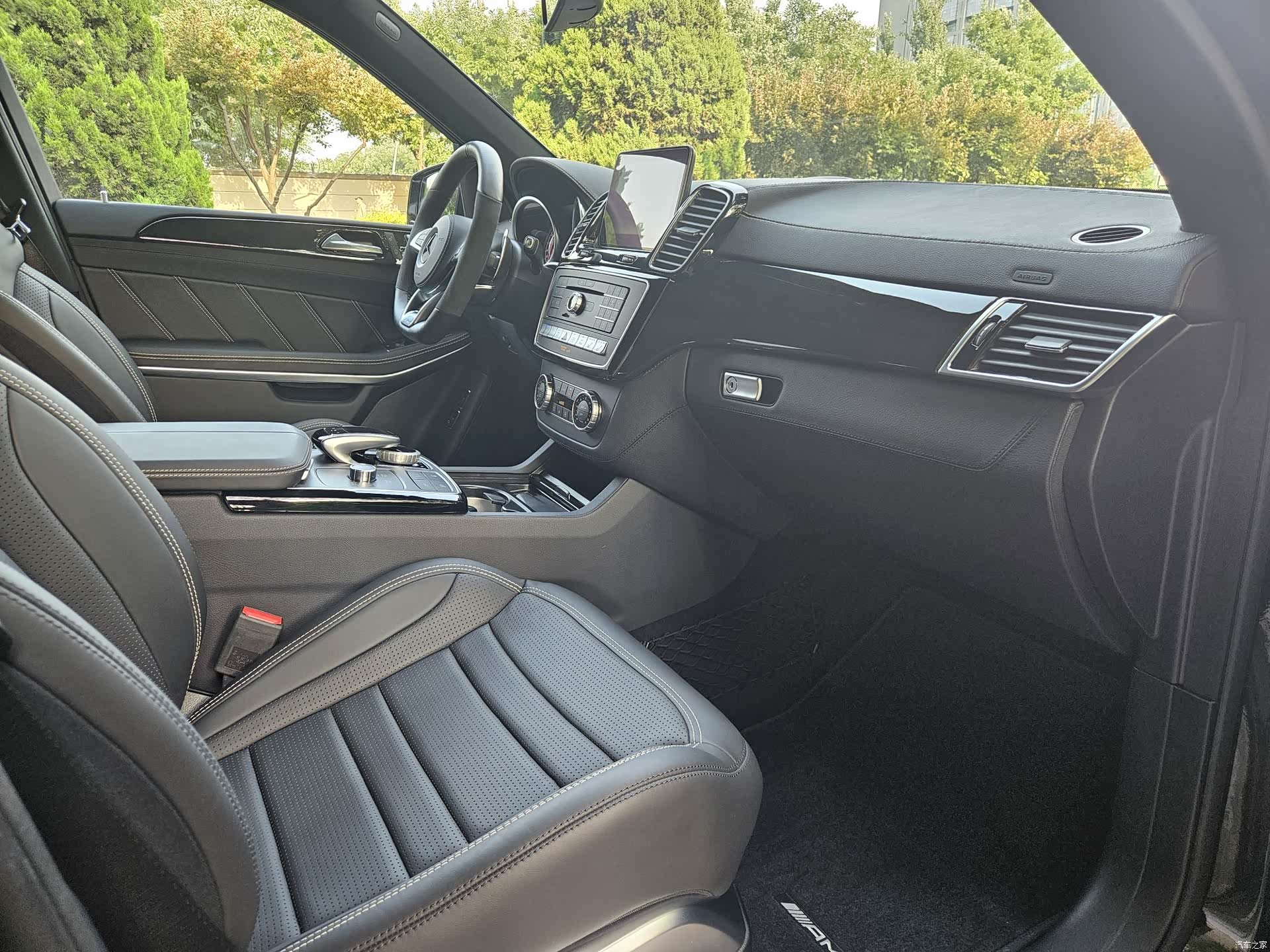 Mercedes-Benz GLS, 2017 9