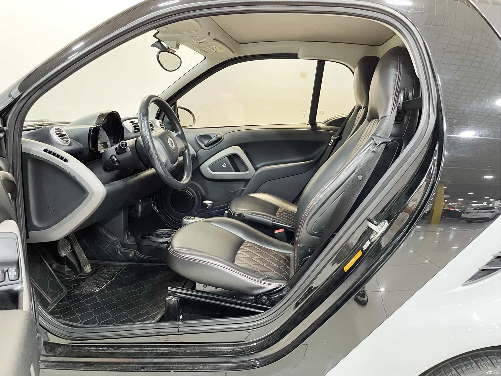Smart Fortwo, 2015 14