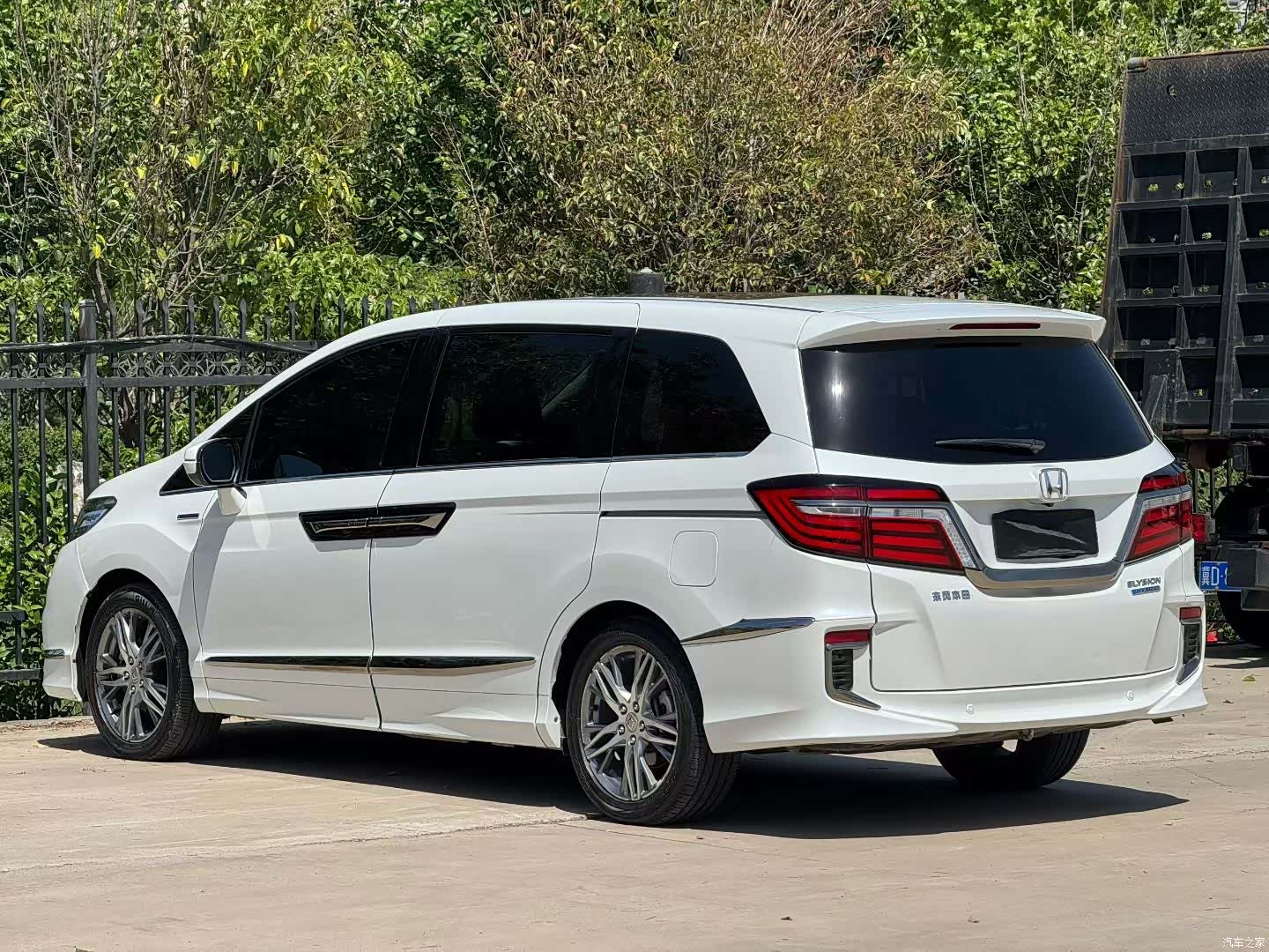 Honda Elysion, 2021 9