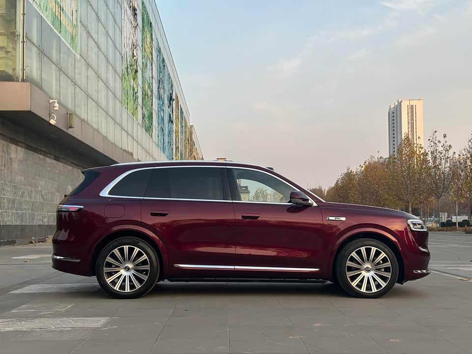 AITO Ask the world M7