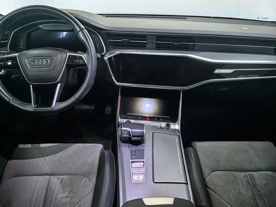 Audi A6L 2024, фото 6