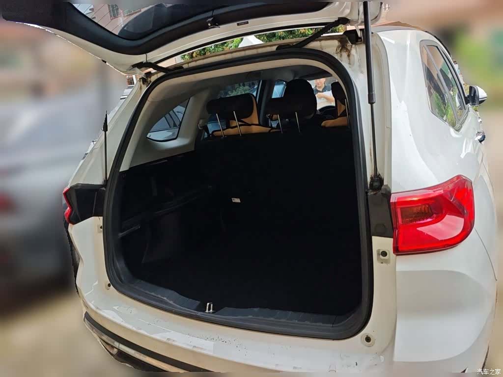 Haval M6, 2022 10