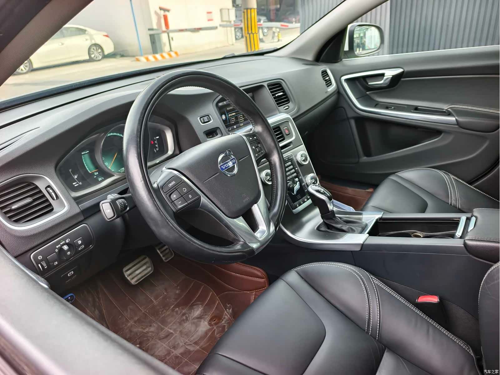 Volvo V60, 2014 6