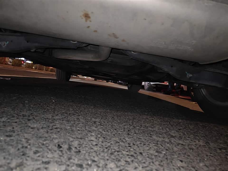 Volkswagen T-ROC exploring Songs