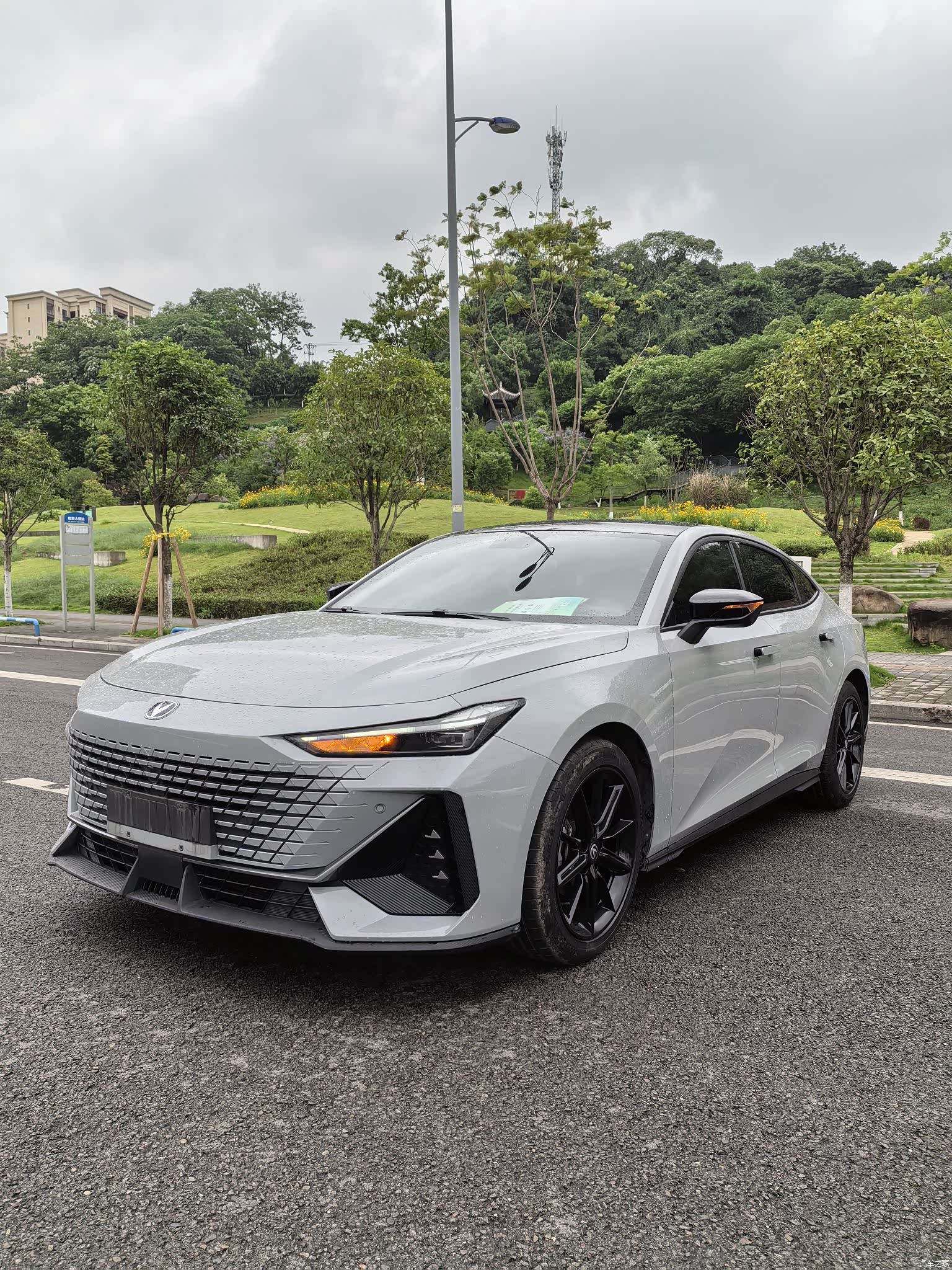 Changan UNI-V, 2021 1