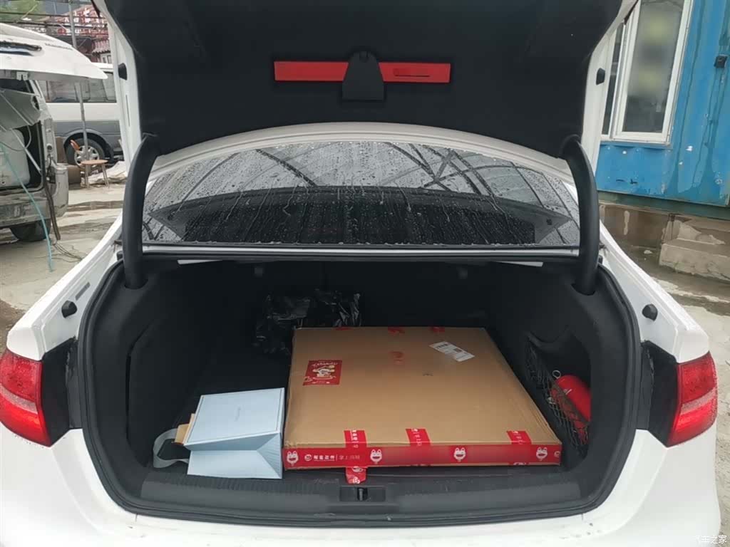 Audi A4L, 2016 19
