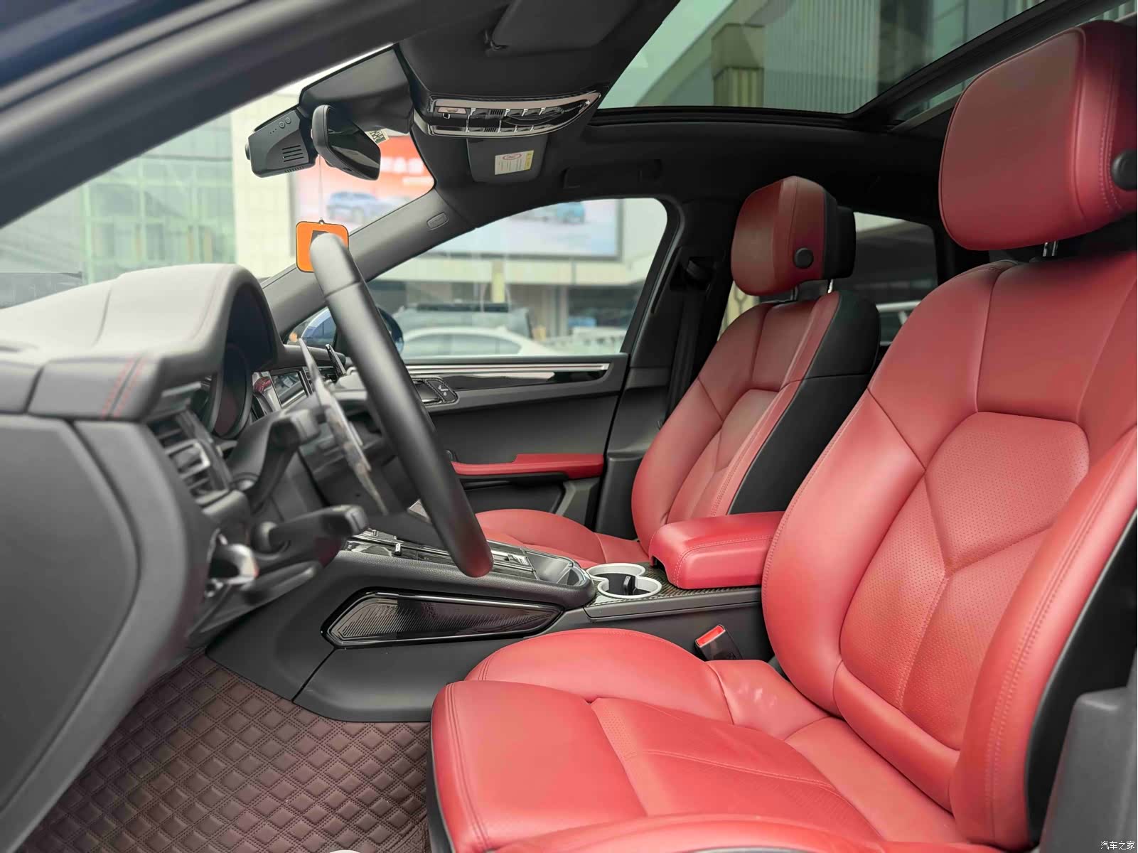 Porsche Macan, 2022 13
