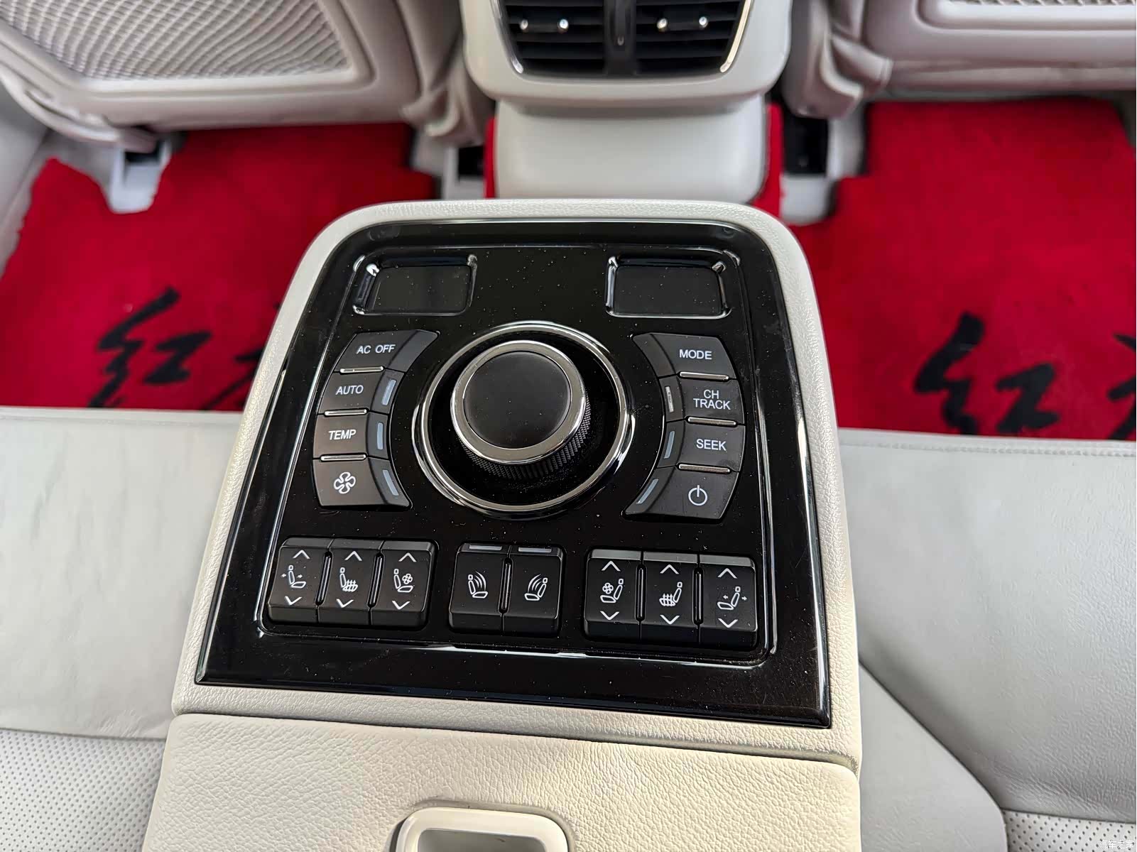 Hongqi H7, 2017 10