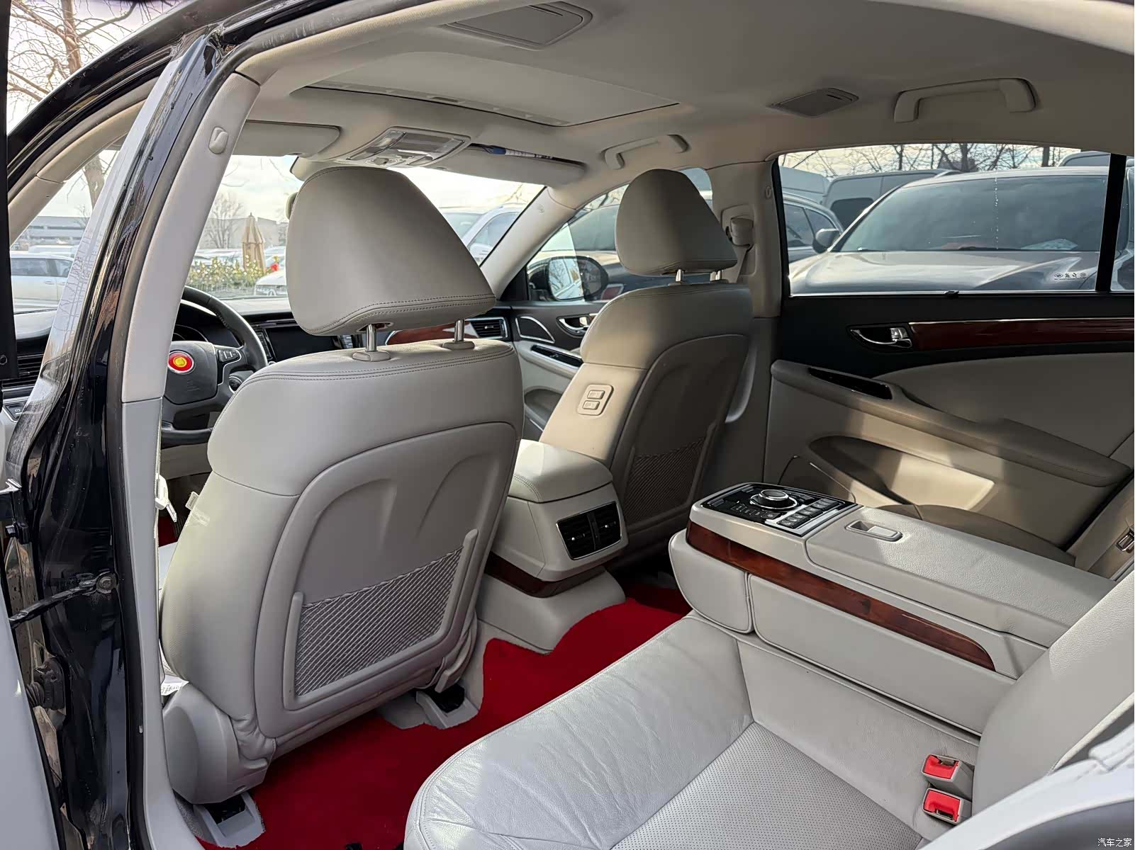 Hongqi H7, 2017 6