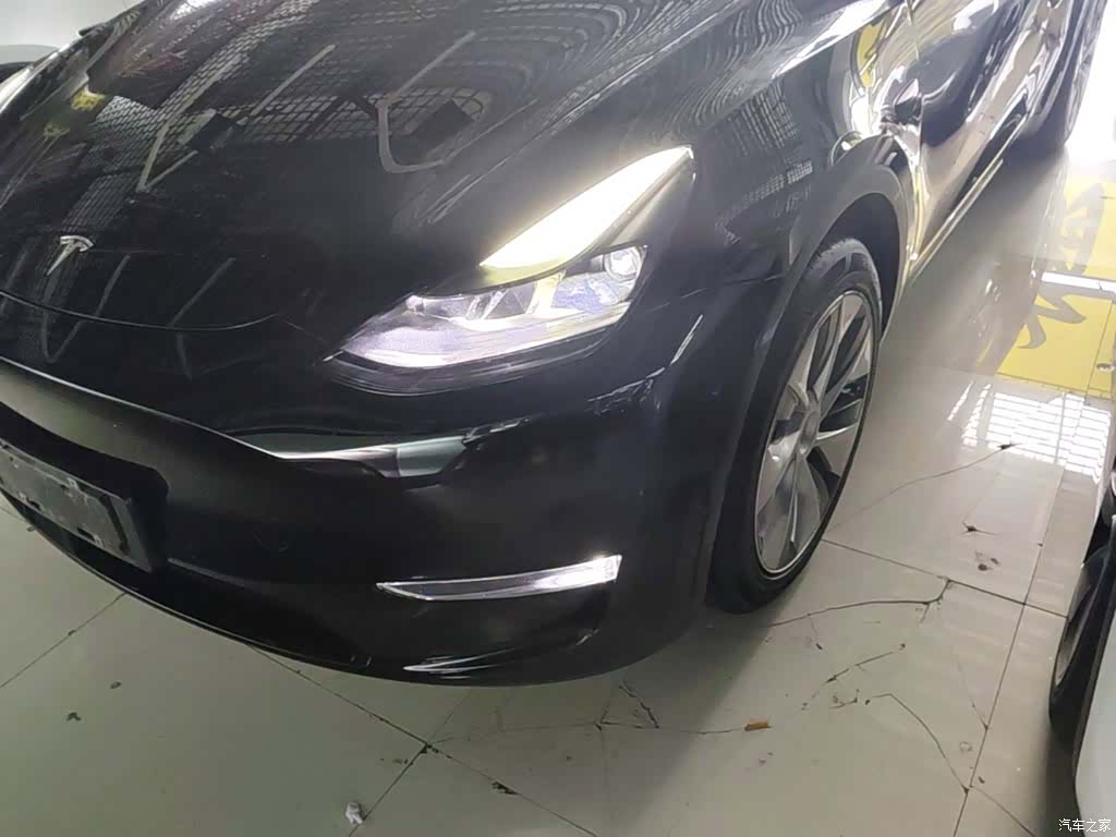 Tesla Model Y, 2021 24