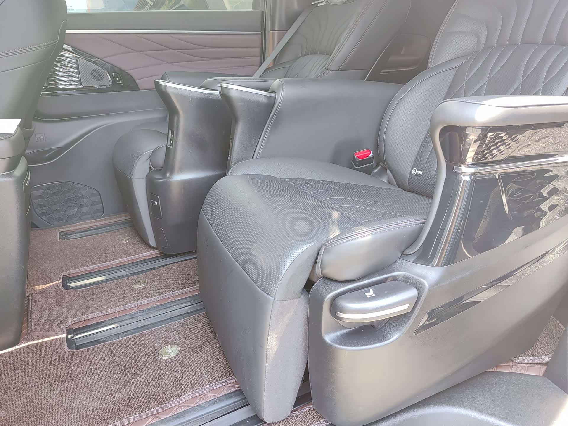Trumpchi M8, 2024 8