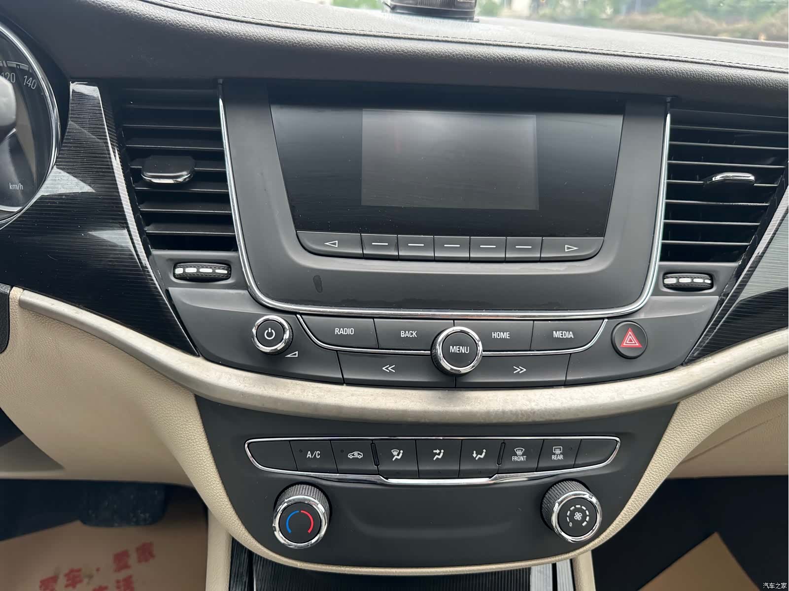 Buick Verano, 2016 9