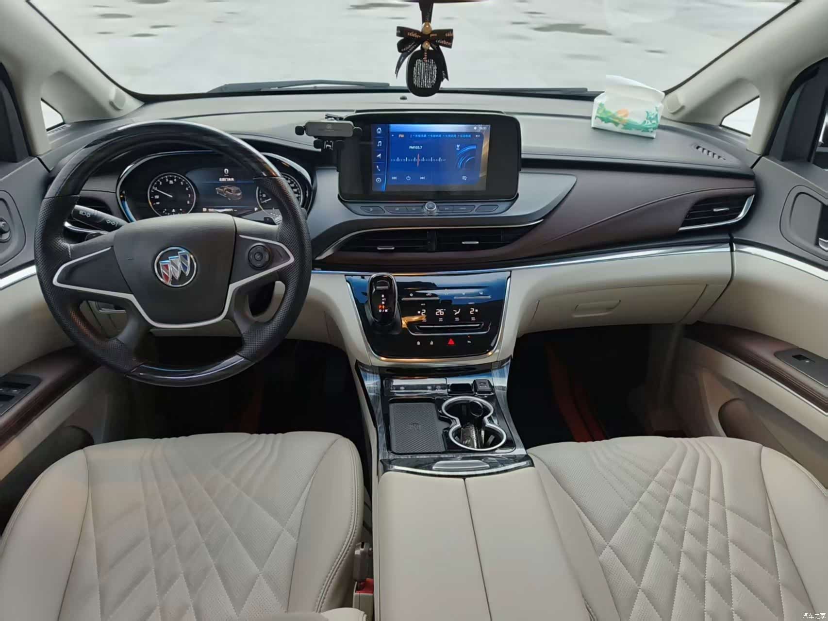 Buick GL8, 2024 6