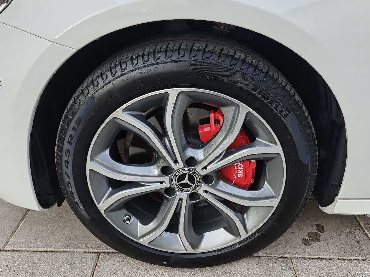 Mercedes-Benz E-Class, 2022 22