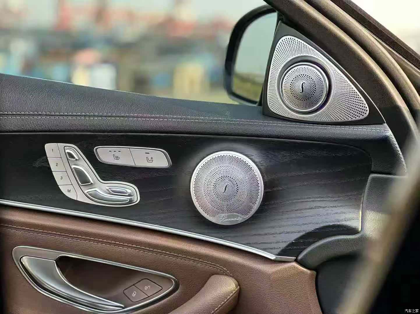 Mercedes-Benz E-Class, 2019 4