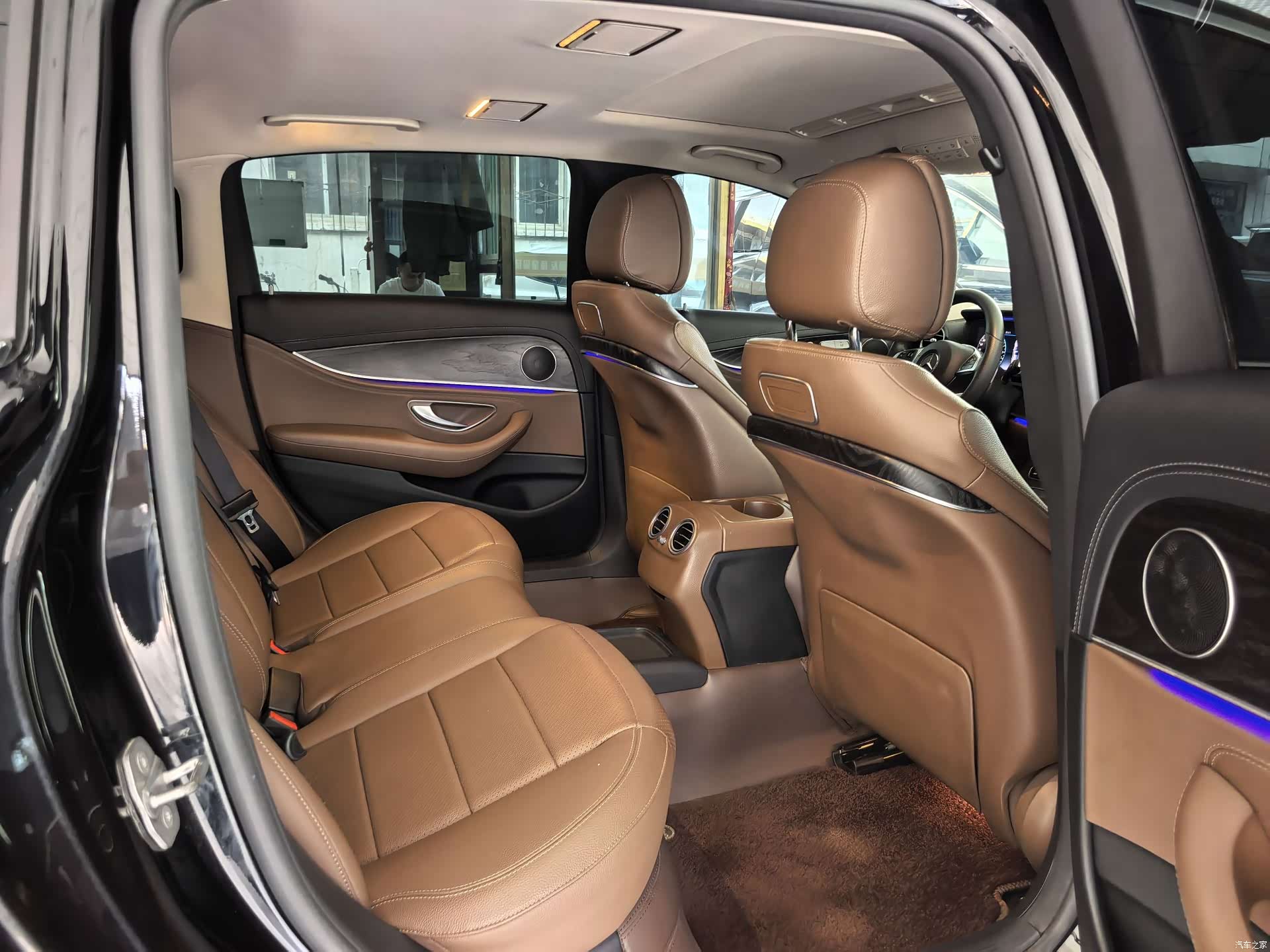 Mercedes-Benz E-Class, 2018 11