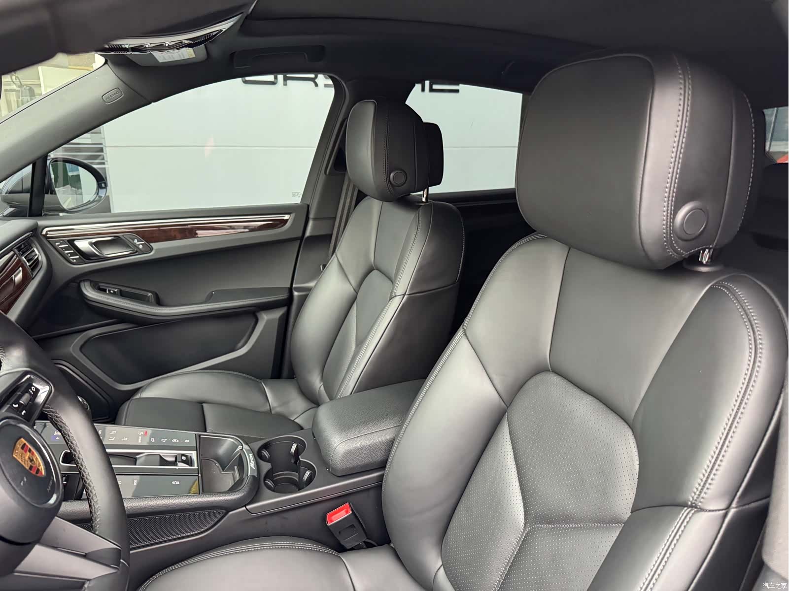 Porsche Macan, 2022 16